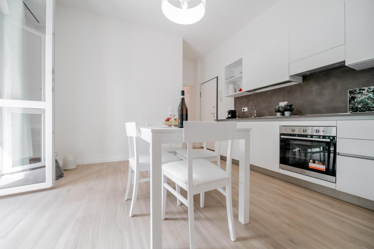 Realkasa La Pigna Flat Apartment Bologna Bagian luar foto